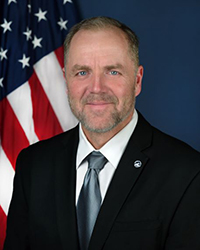 Eric Raamot headshot