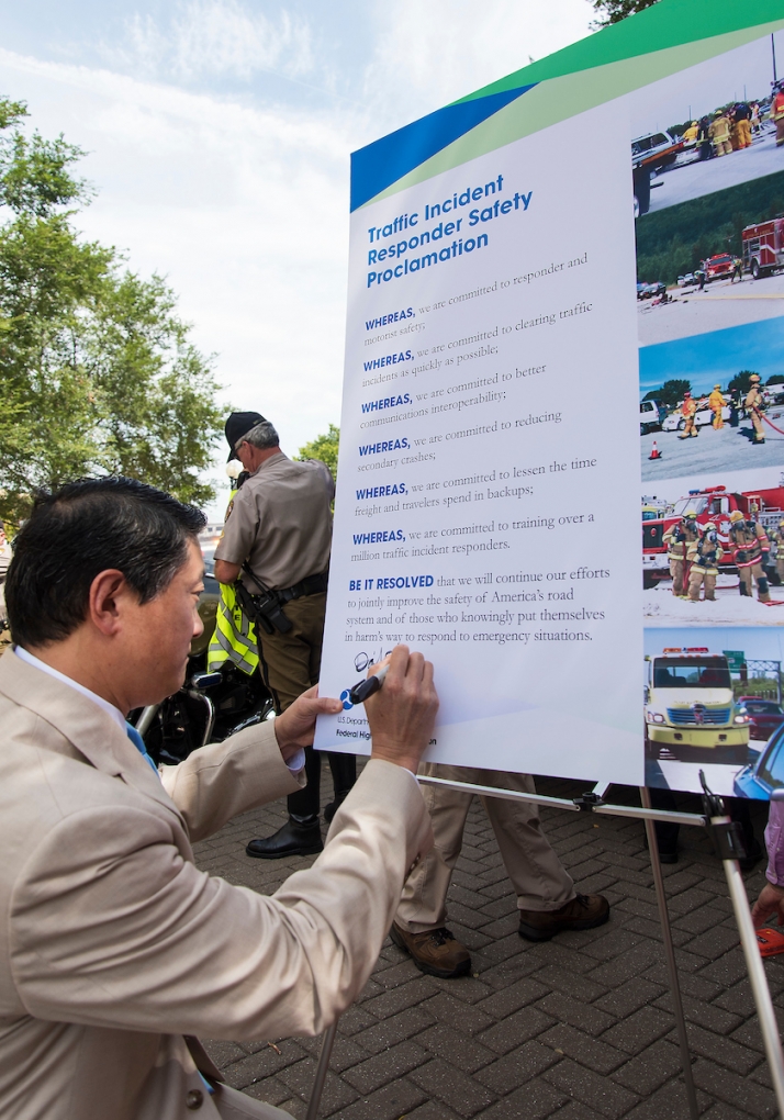 Picture of traffic incident responder safety proclamation