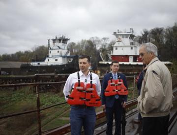 secretary visits rural indiana
